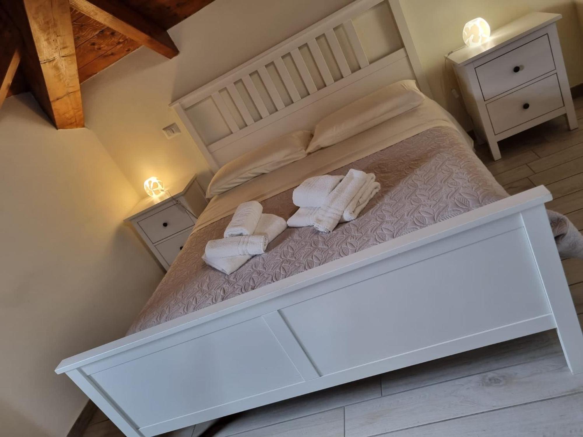 B&B Da Mary Magenta Eksteriør billede